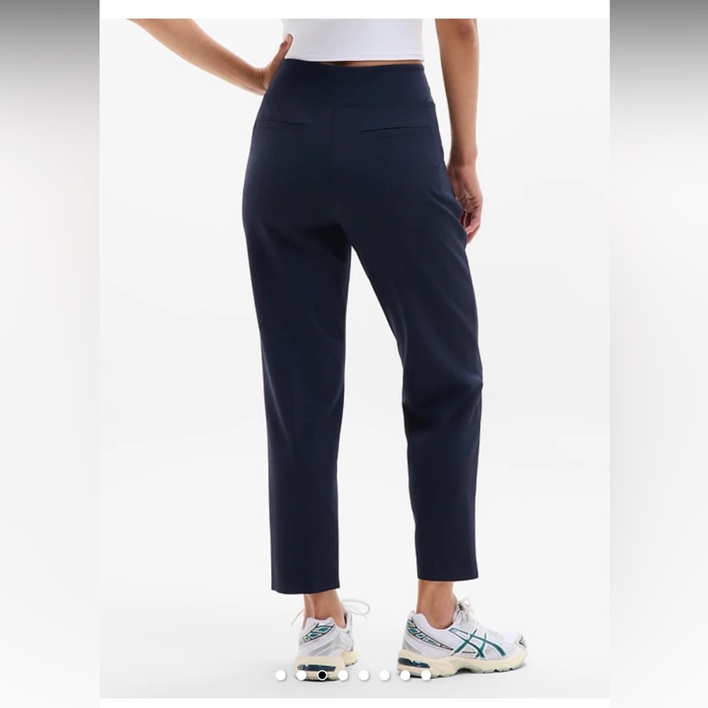 NWOT Athleta Endless High Rise Navy Pull On Straight Ankle Pant Size 10 - Picture 5 of 14